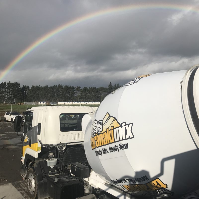 taranaki mix mixing truck